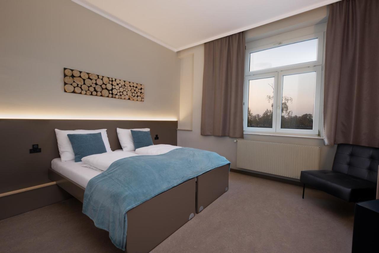 Campus Horn Hotel Bagian luar foto